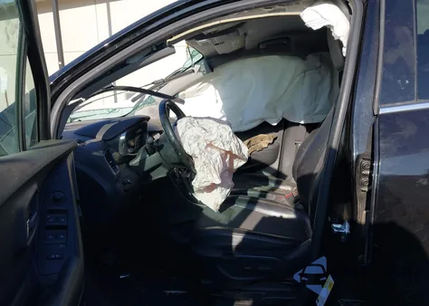 2020 Chevrolet Trax Fwd Lt z USA, uszkodzony, nr VIN KL7CJLSB2LB092308